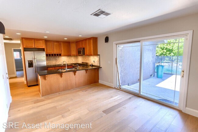 Building Photo - 4 br, 2 bath House - 891 Tallman Ct