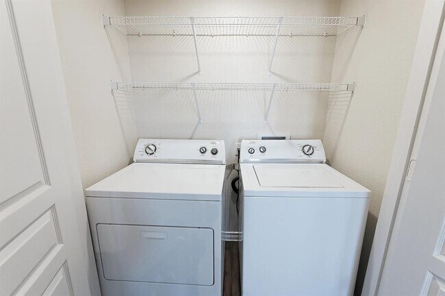 Building Photo - 9900 McNeil Dr