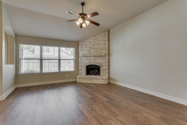 Building Photo - 1000 Tallahassee Dr