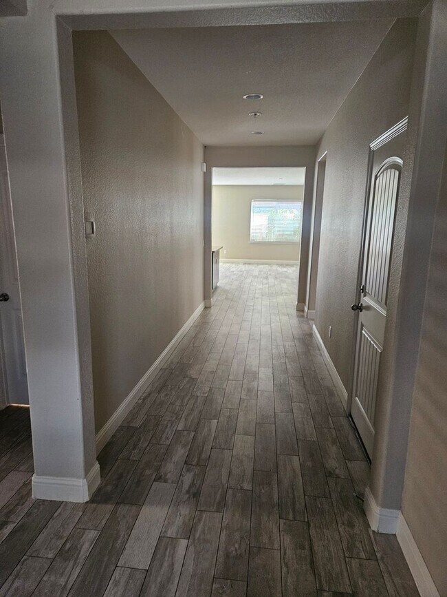 Foto del edificio - South Reno 4 bedroom home