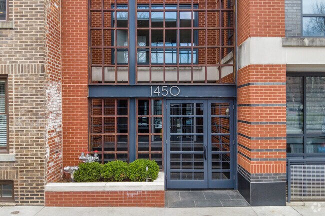 Entrance - Citta 50 Condominiums