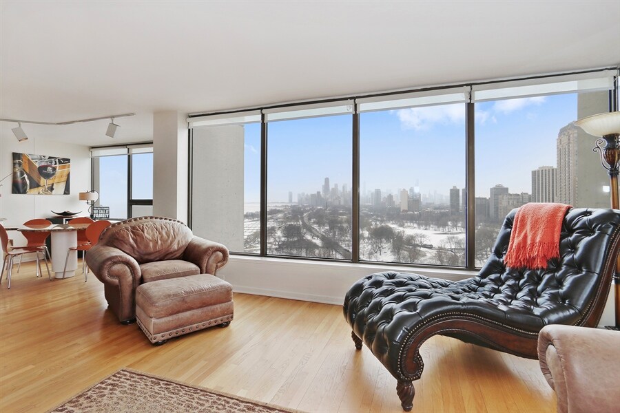 Sala de estar - 2800 N Lake Shore Dr