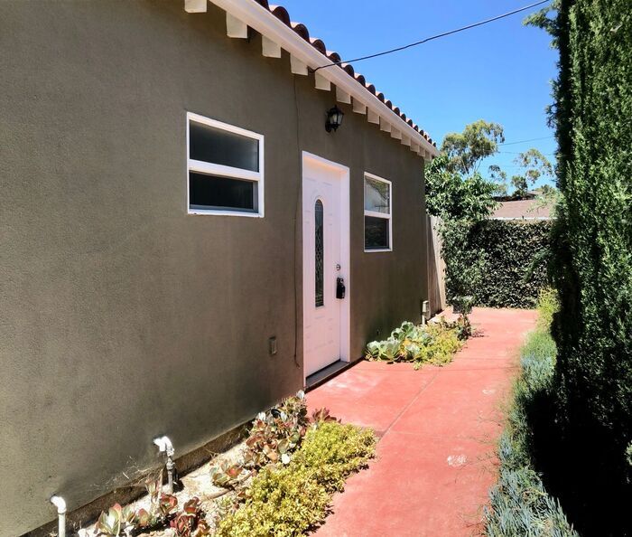 Foto principal - Modern Updated 2-Bedroom Pet-Friendly ADU!