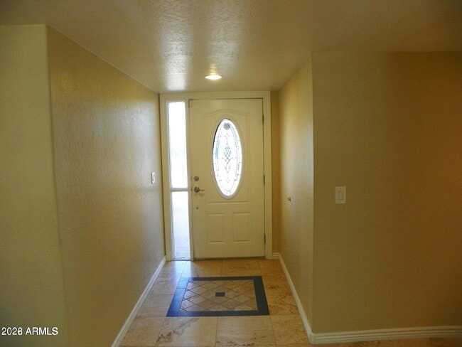 Building Photo - 5334 E Friess Dr