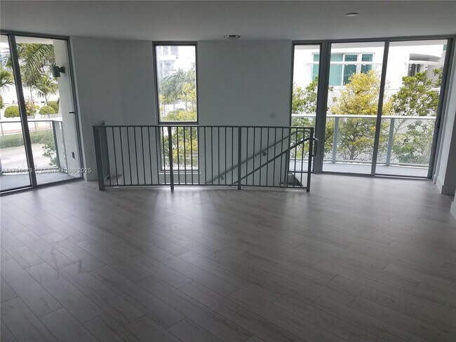 Building Photo - 6610 Indian Creek Dr