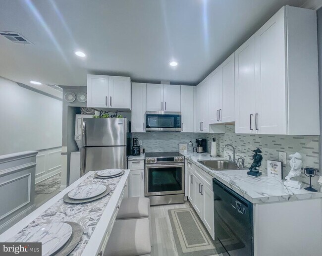 Foto del edificio - 1326 S 52nd St