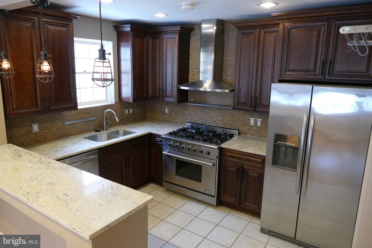 113 Homewood Rd, Linthicum Heights, MD 21090 House Rental in Linthicum Heights, MD