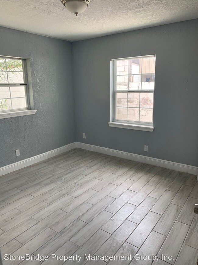 Foto del edificio - 3 br, 2 bath House - 110 Charlotte Street