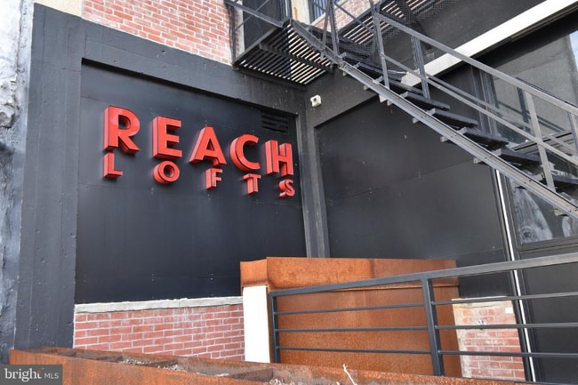 Foto del edificio - 1701 Tulip St