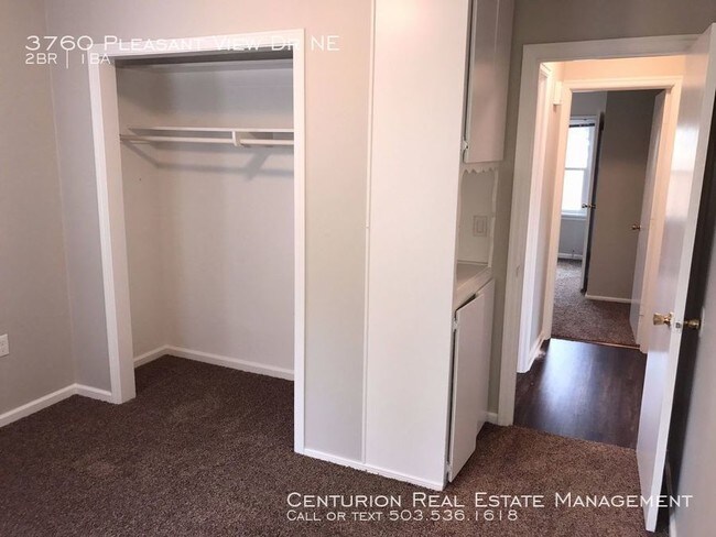 Foto del edificio - 3760 Pleasant View Dr NE