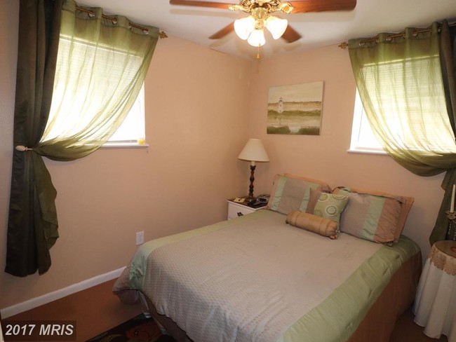 Foto del edificio - 610 Ivyleaf Ave