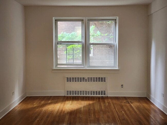 Building Photo - 123-25 82nd Ave