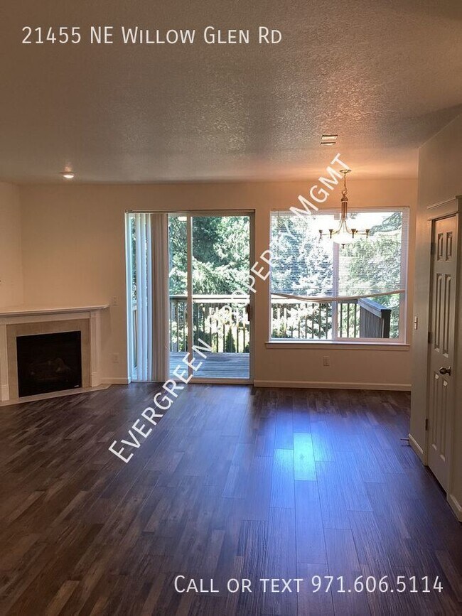 Foto del edificio - Beautifully remodeled 3-bedroom, 2.5-bathr...
