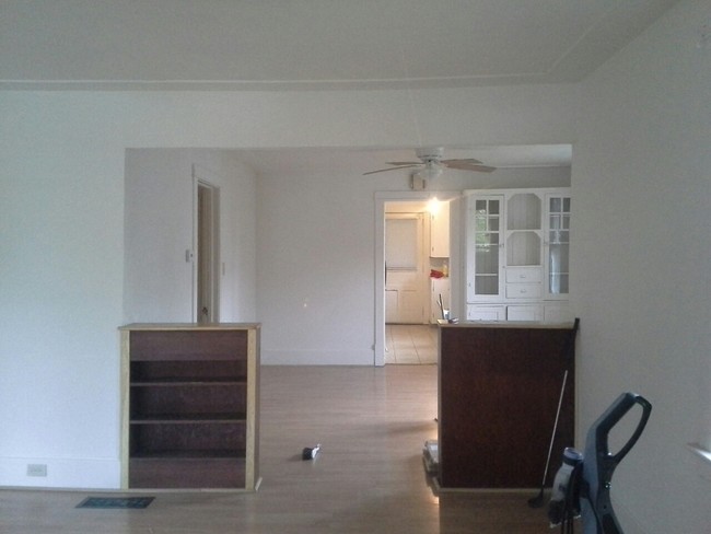 Foto del edificio - 770 Cottage St NE