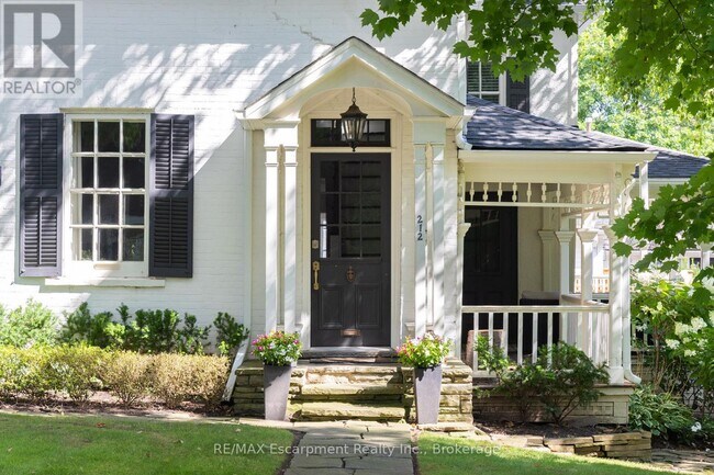 Photo du bâtiment - 212 King St