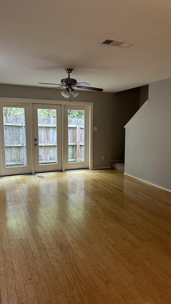 Foto del edificio - 6807 Old Quarry Ln