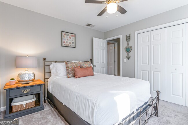 Foto del edificio - 535 Douthit Ferry Rd