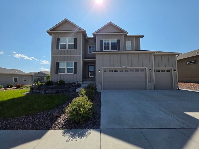 Building Photo - 10258 Sharon Springs Dr