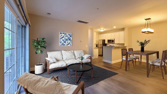 Foto del edificio - 7232 Althorp Way