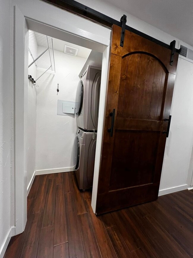 Laundry Closet - 2401 Leon St