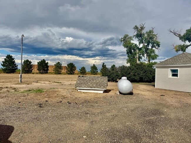Building Photo - Home Sweet Home HORSE Property