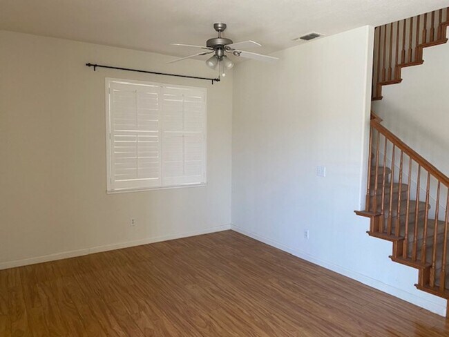 Foto del edificio - Available now!  Beautiful 4 bed/3 bath hom...