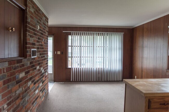 Foto del edificio - 824 W Wayne St