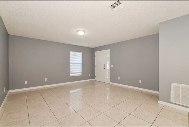 Building Photo - 2414 Ruddenstone Way