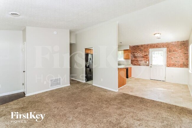 Building Photo - 8119 Flamingo Dr