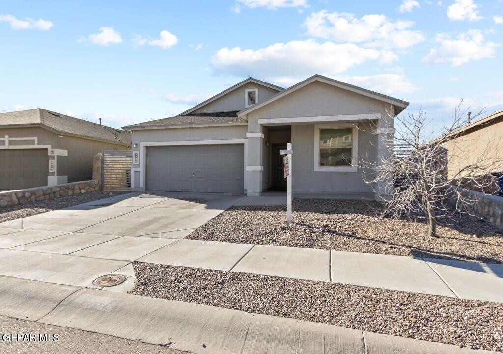 Primary Photo - 3713 Loma Cortez Dr