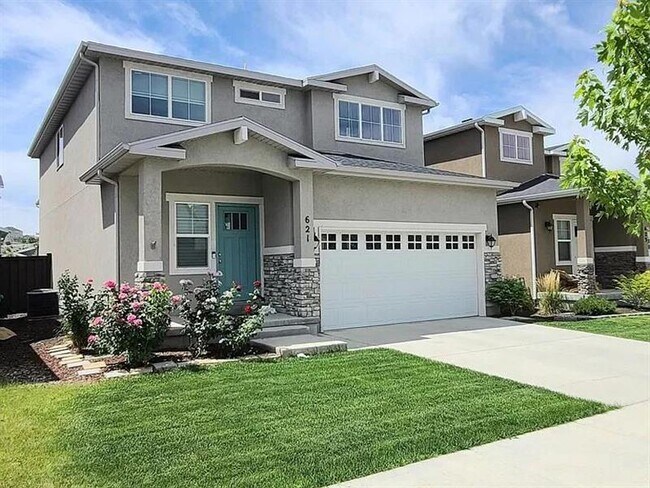 Building Photo - Affordable Villa