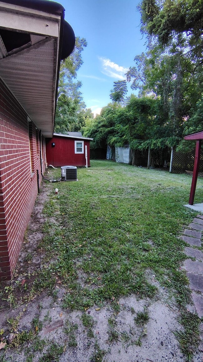 Building Photo - 3611 Hardee Ave