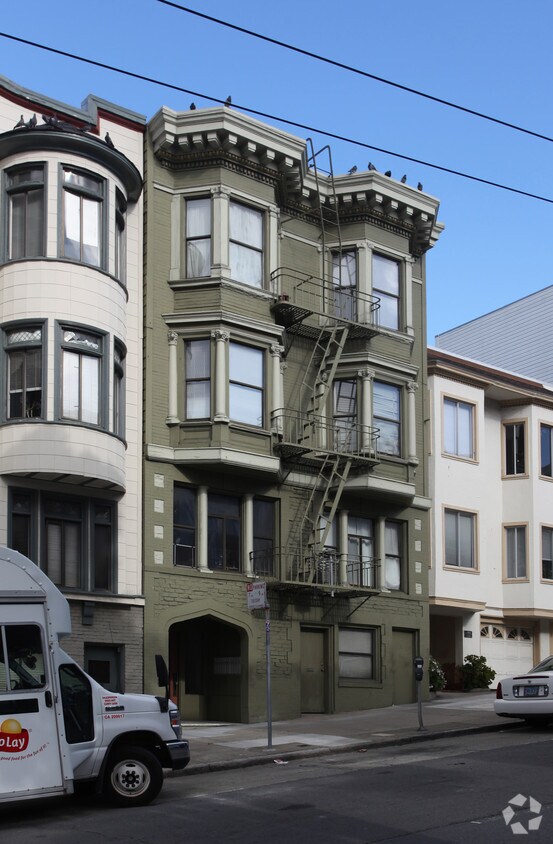 Building Photo - 1670 Clay St