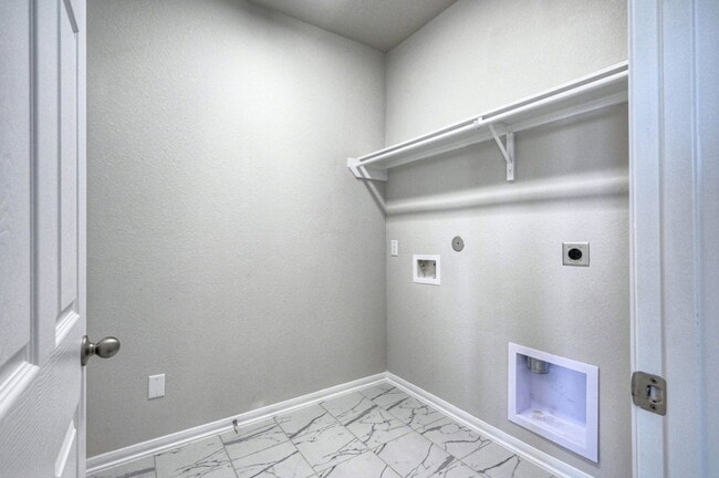 Building Photo - Blue Abbot Drive, Fresno, TX 77545 - 4 BR 2.5 BA single-family home