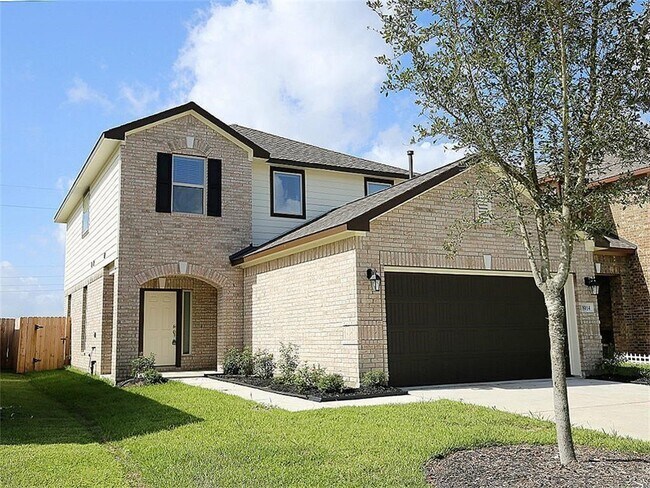 Building Photo - 8014 Oxbow Manor