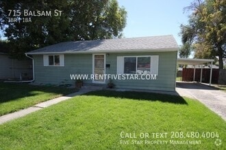 Building Photo - 715 Balsam St
