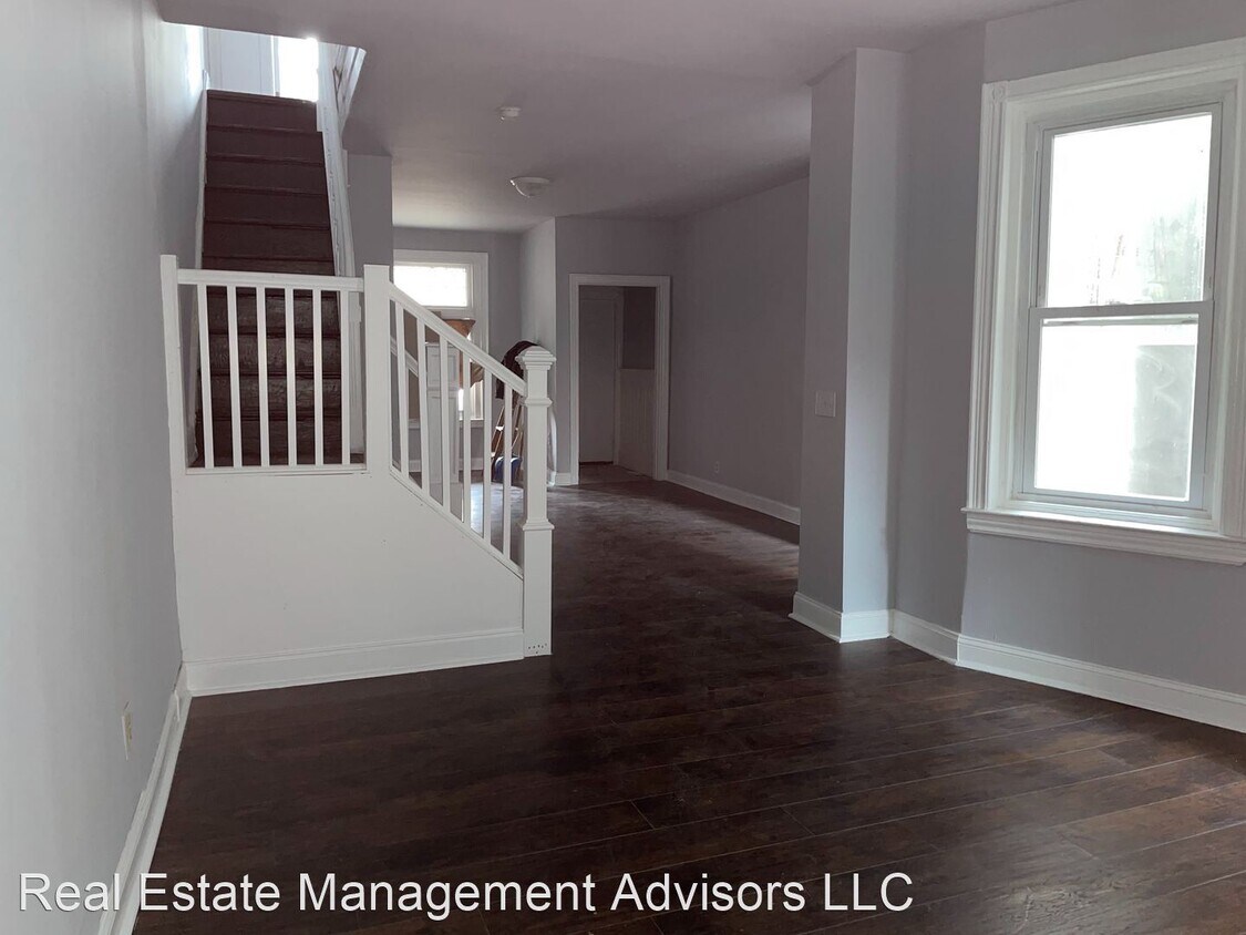 Foto del edificio - 4 br, 1 bath House - 5450 Media Street