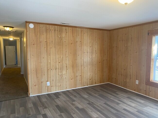 Foto del edificio - 532 E Iredell Ave