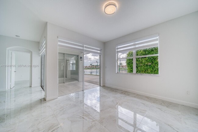 Building Photo - 15958 SW 71st Terrace
