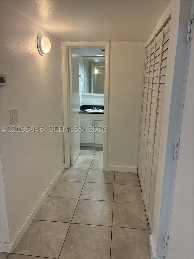 Foto del edificio - 10801 SW 109th Ct