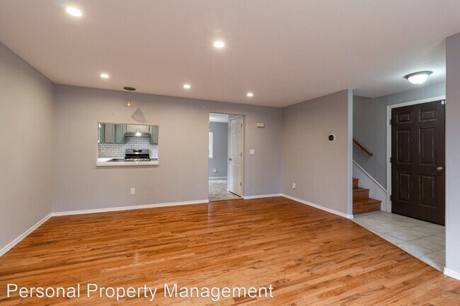 Foto del edificio - 4 br, 2.5 bath House - 4411 NE 131st Ave