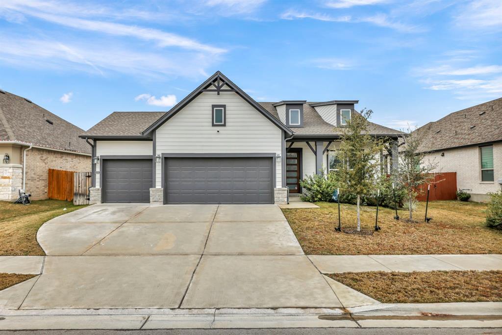 Primary Photo - 908 Knowles Dr