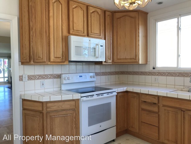 Foto del edificio - 3 br, 1.5 bath House - 92 Eastgate Dr.