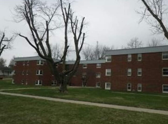 Building Photo - 917 N East St