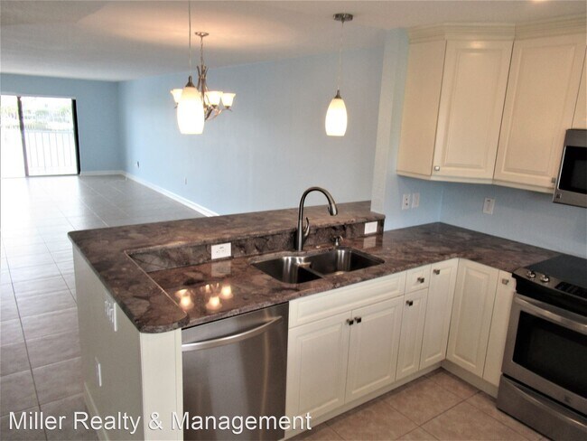 Building Photo - 2 br, 2 bath House - 719 Pinellas Bayway, ...