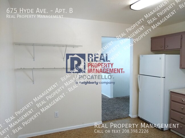 Building Photo - 675 Hyde Ave