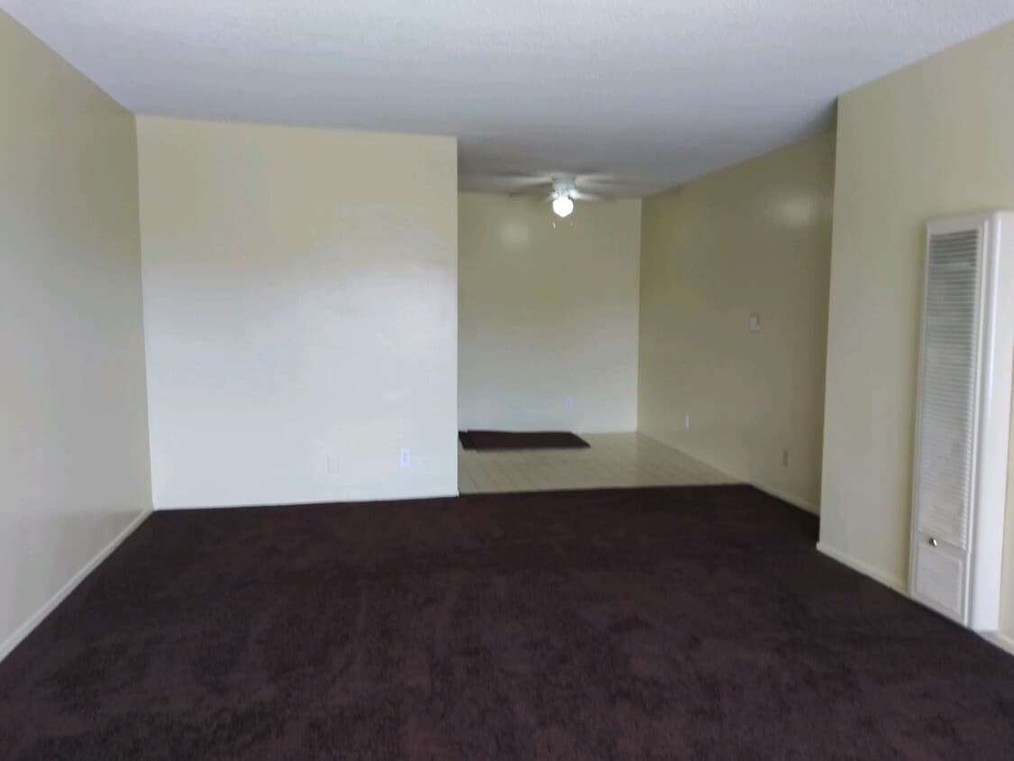 Primary Photo - 5340 Blackwelder Street