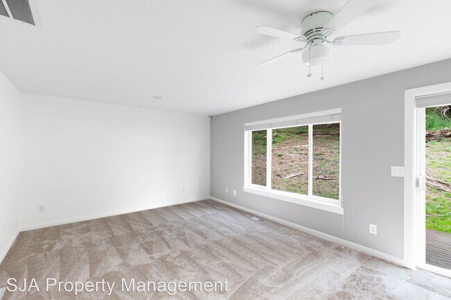 Building Photo - 4 br, 3 bath House - 13250 235th Place SE