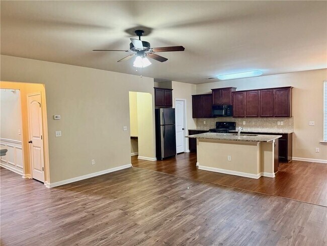 Building Photo - 2159 Baywood Tree Ln SW