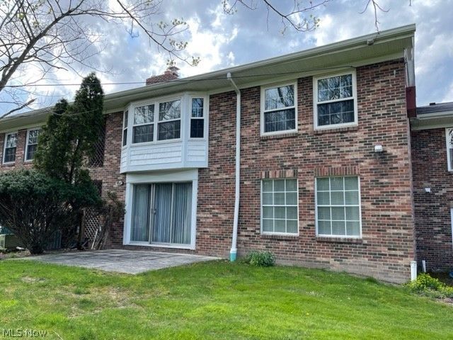 Foto del edificio - 6960 Carriage Hill Dr